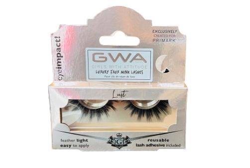 gwa girls with attirude feather light lash